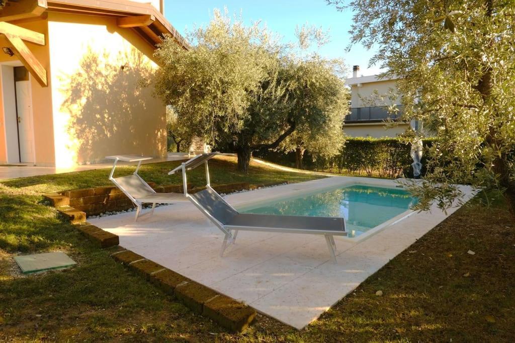 Villa Lidia - Tra Il Verde E L'Azzurro. San Felice del Benaco Bagian luar foto
